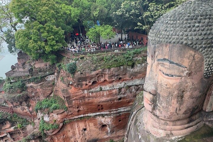 Chengdu Panda, Leshan Giant Buddha & Mount Emei 2-Day Tour photo 6