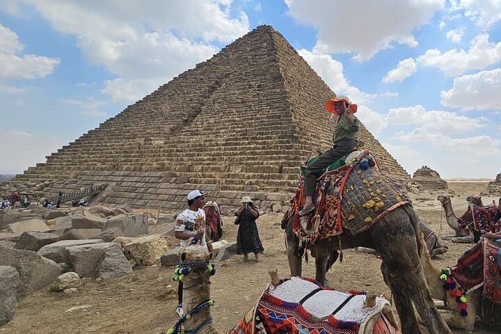 Giza Pyramids Camel Ride and Nile Dinner Show — Private Day Tour from Cairo photo 2