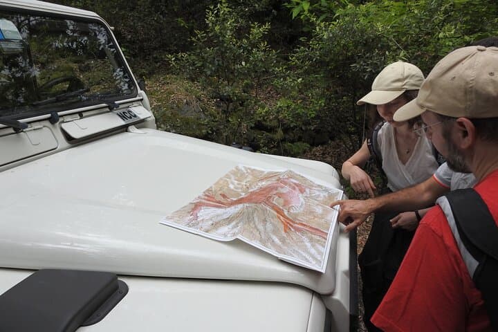 Etna 4x4 Adventure: Explore Old Craters and Traditional Sicilian Lunch