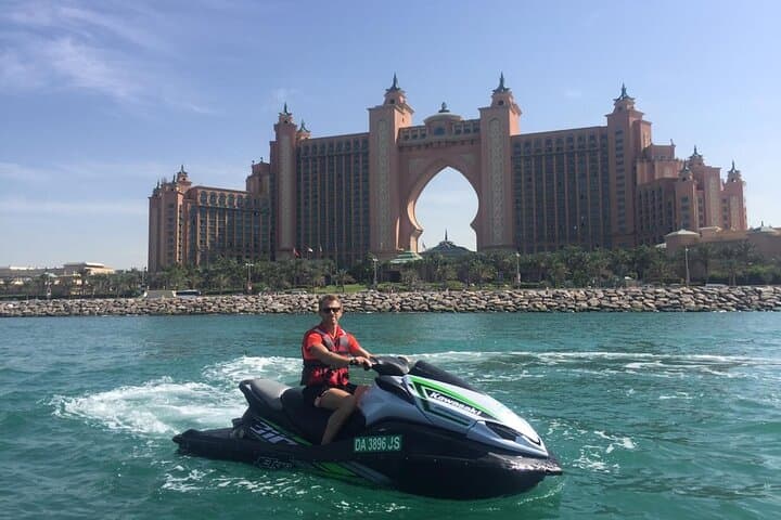 Jet Ski in Dubai: High-Speed Jumeirah Rides with Burj Al Arab Views photo 2