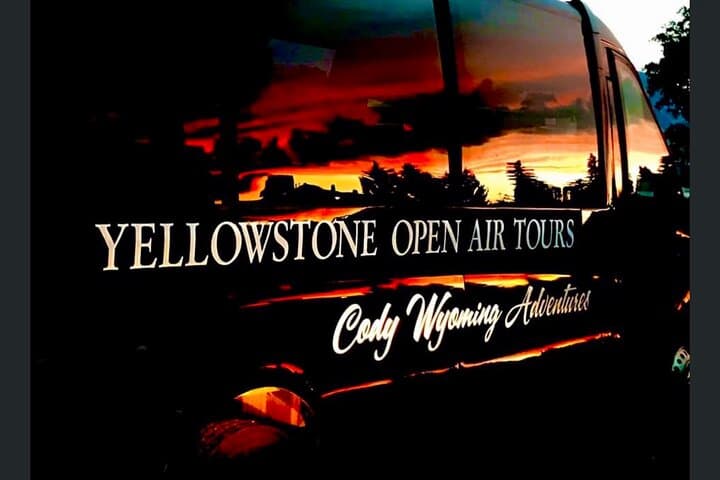 Yellowstone Open-Air Lower Loop Tour: Fall Wildlife & Geysers in a Glass-Top Mercedes photo 4