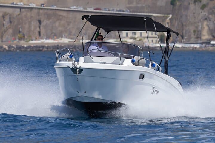 Positano to Capri Private Boat Tour on Saver 7.50 — Li Galli, Grottos & Faraglioni photo 2