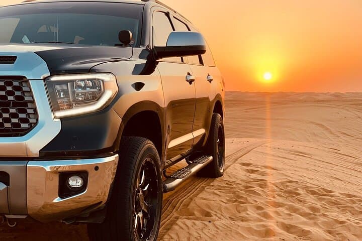Dubai Desert Safari: 4x4 Dune Bashing, Sandboarding & Local BBQ in DDCR