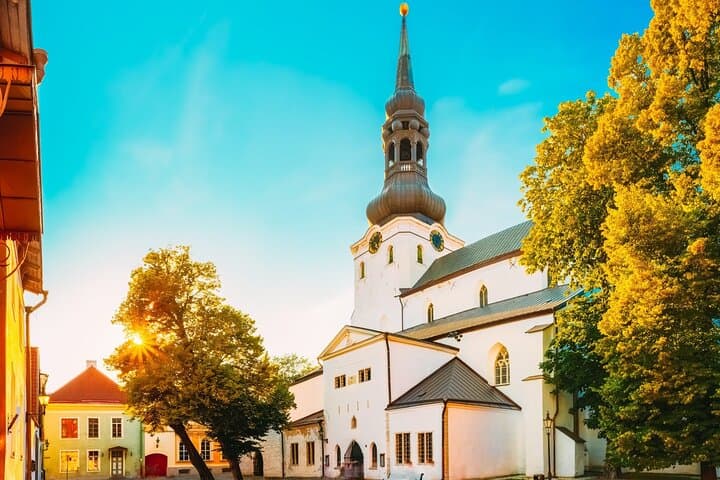 5-Hour Tallinn Shore Excursion: Old Town Highlights & Free Time