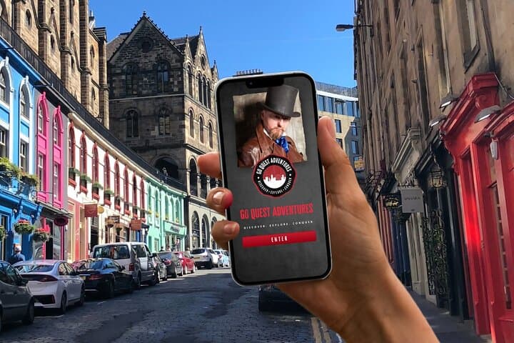 Edinburgh Quest: Self-Guided Royal Mile Treasure Hunt & Interactive City Walk photo 3