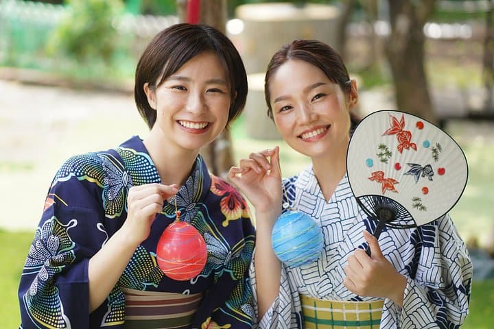 Kimono Rental in Kyoto: Gion Kimono Dressing & Photo Experience photo 2