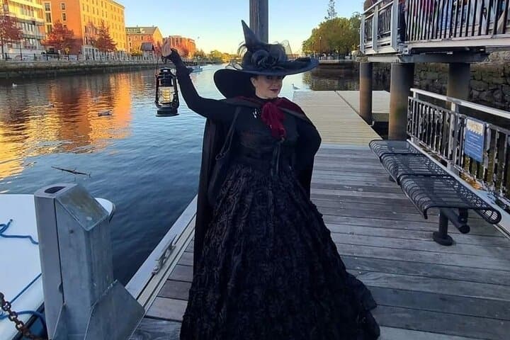 Haunted Boat Tours in Providence: Night Ghost Cruise on the Providence River