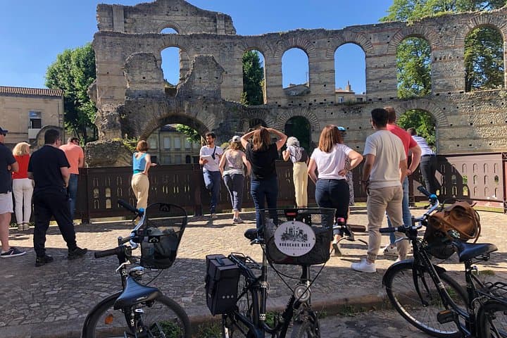 Bordeaux Essentials Bike Tour: Guided Cycling Along the Garonne photo 5