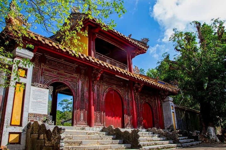 Hue Imperial City Full-Day Tour: Hai Van Pass, Pagodas & Royal Tombs photo 4