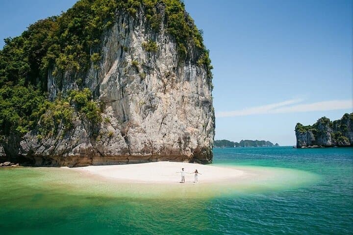 Lan Ha Bay Canoe Tour from Tuan Chau — 2-Hour Private Kayak & Swim