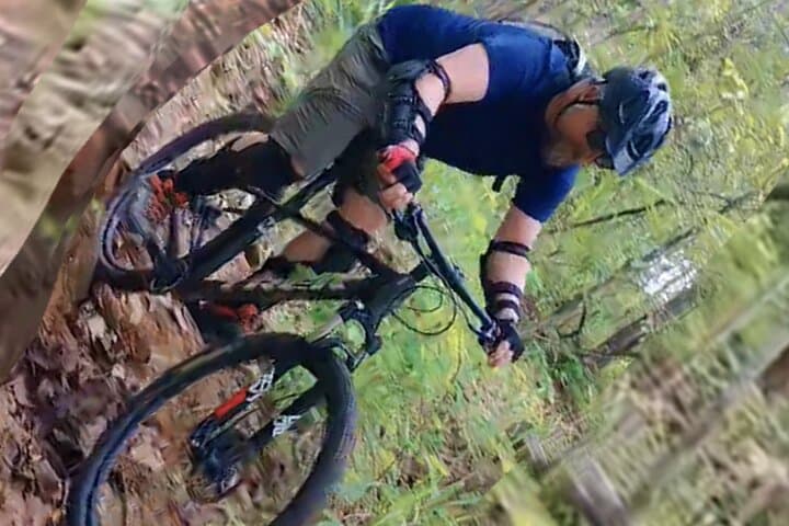 Chiang Mai Advanced Downhill Mountain Biking on Doi Suthep — Summit-to-Valley 6‑Hour Ride photo 4