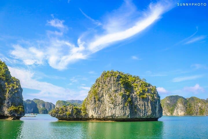 Lan Ha Bay Sunset Kayak and Swim Tour from Cat Ba Island photo 1