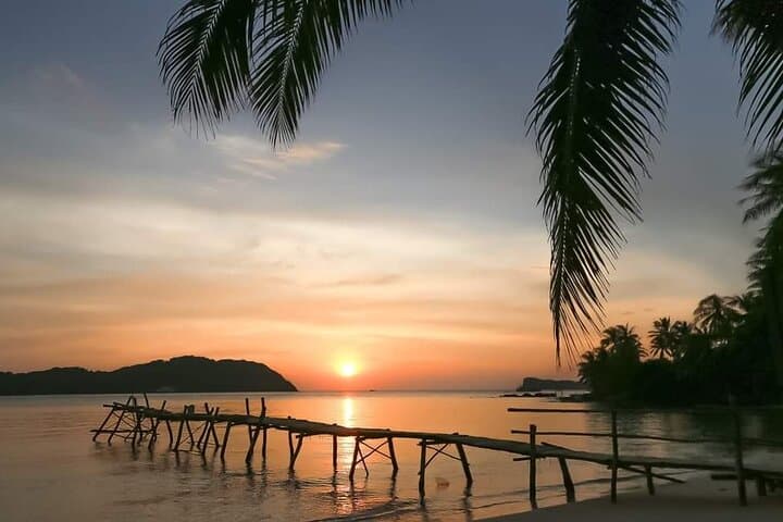Phu Quoc Triple Island Adventure: Snorkel, Cable Car & Hon Thom Water Park photo 6