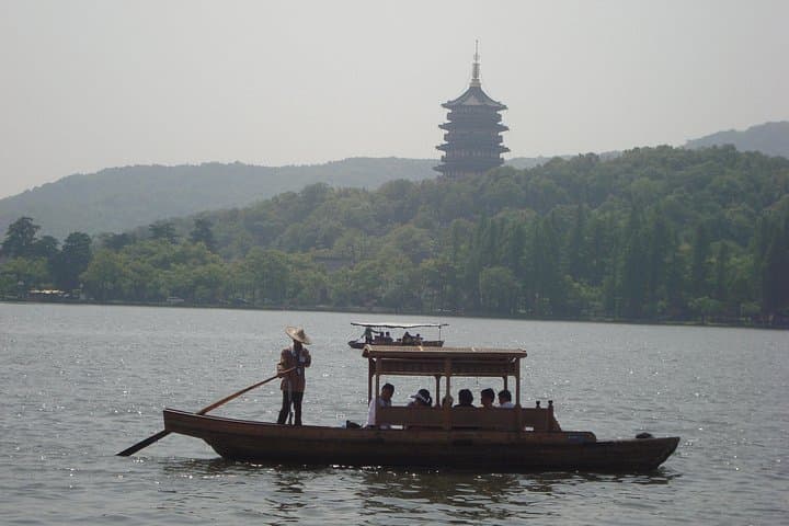 Shanghai to Hangzhou Bullet Train Day Trip: West Lake Boat Tour & Lingyin Temple photo 1