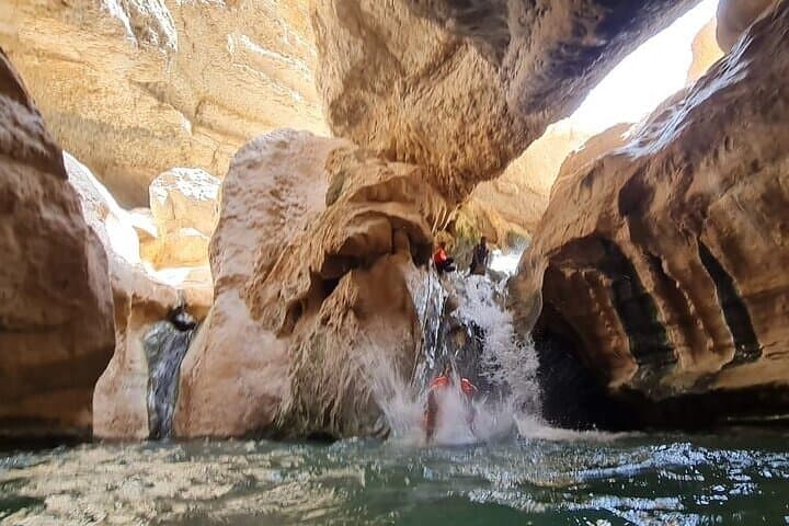 Overnight Wahiba Sands & Wadi Shab: Desert Dunes, Wadi Pools and Bedouin Camp Experience photo 3