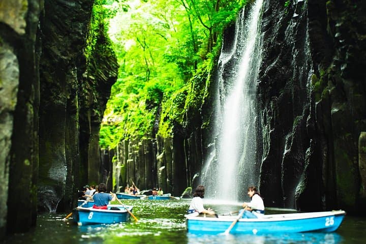 Mt Aso and Takachiho Gorge Day Trip — Volcano Views, Shrine Walks & Gorge Boat Rides
