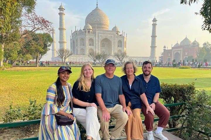 Day Trip to the Taj Mahal by Train: Private Agra Tour from Delhi photo 1