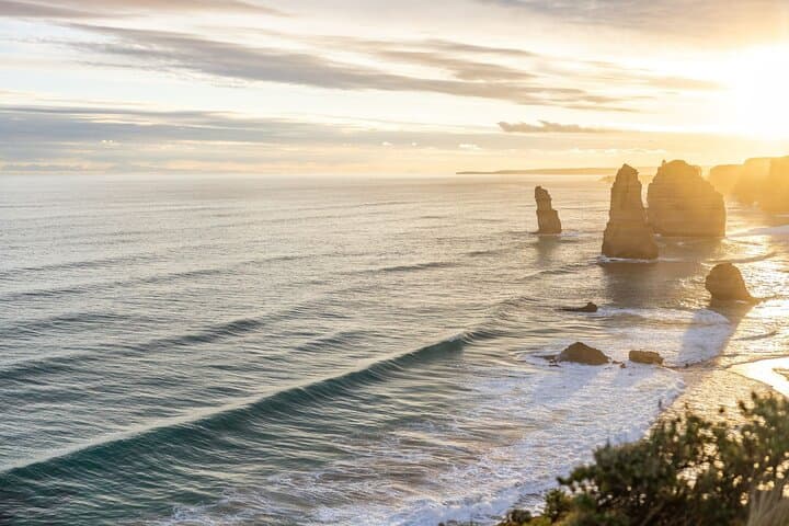 Reverse Great Ocean Road Full-Day: Loch Ard, Twelve Apostles & Apollo Bay photo 6