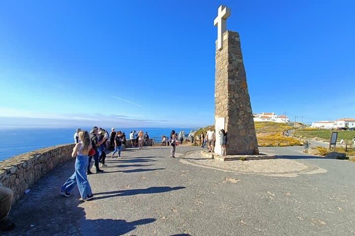 Coast-to-Castles: Private Day Trip from Lisbon to Cascais, Colares & Sintra photo 5