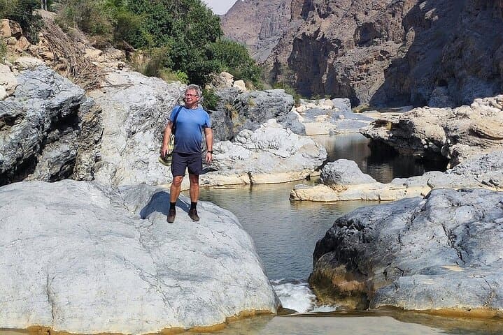 Full-Day Bimmah Sinkhole and Wadi Al Arbeieen Tour from Muscat photo 4