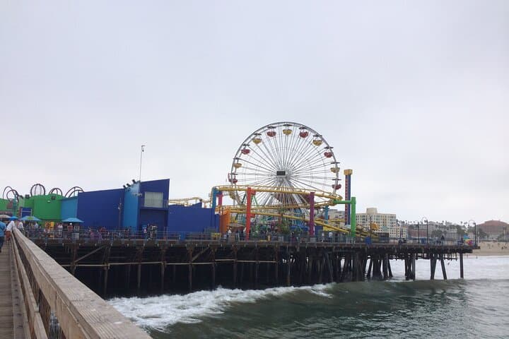 Santa Monica Electric Bike Rentals: Pier-to-Venice Beach Electric Ride photo 5