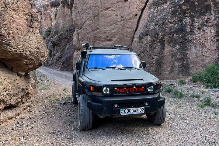 Private Tour to Charyn Canyon's Hard-to-Reach Places: Valley of Castles, Black Canyon & Bestamak photo 2