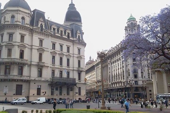 Buenos Aires Highlights Walking Tour: Plaza de Mayo to Recoleta in 3 Hours photo 2