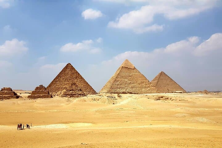 Layover to the Giza Pyramids & Sphinx: Private Airport Tour from Cairo photo 3