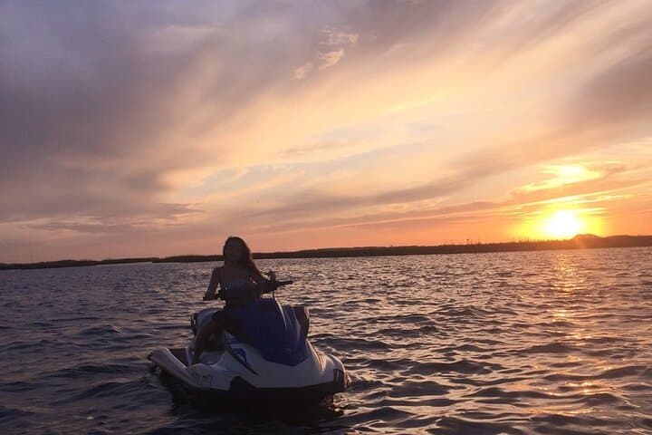 Duck Jet Ski Rental on Currituck Sound — 1‑Hour Yamaha WaveRunner Experience photo 2