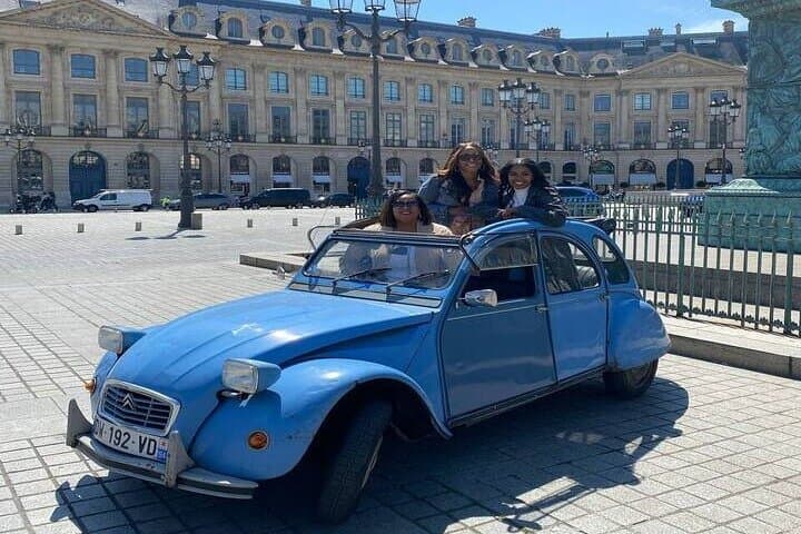 Paris Classic Car Tour: Citroën Traction & 2CV Sightseeing Experience photo 3