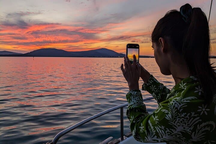 Sunset Sailing & Aperitif off Alghero: Maddalenetta Swim and Wine Cruise