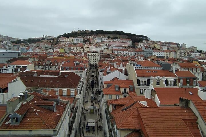 Alfama Tuk-Tuk Tour: 90-Minute Old Town Highlights & Viewpoints photo 3