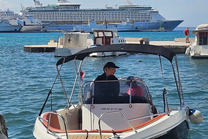 Private Boat Tour from Split to Blue Lagoon, Trogir & Šolta — 3-Island Day Trip photo 5