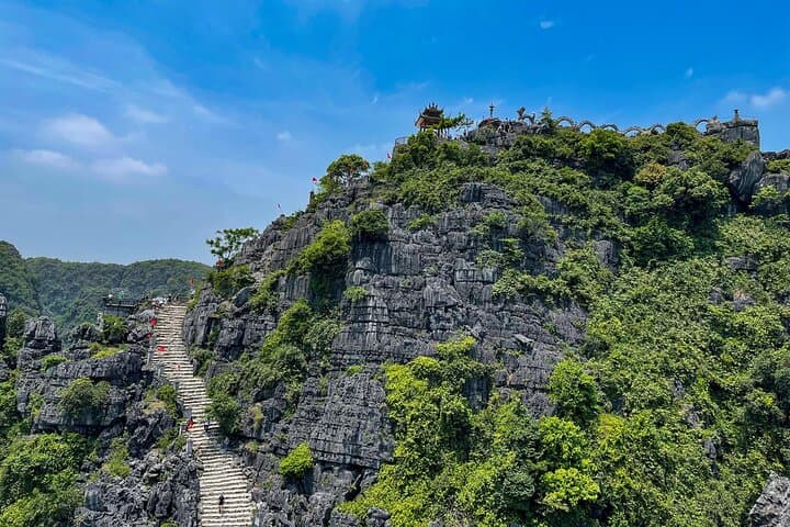Hanoi to Ninh Binh Day Trip — Hoa Lu, Mua Cave, Tam Coc & Bich Dong Guide photo 4