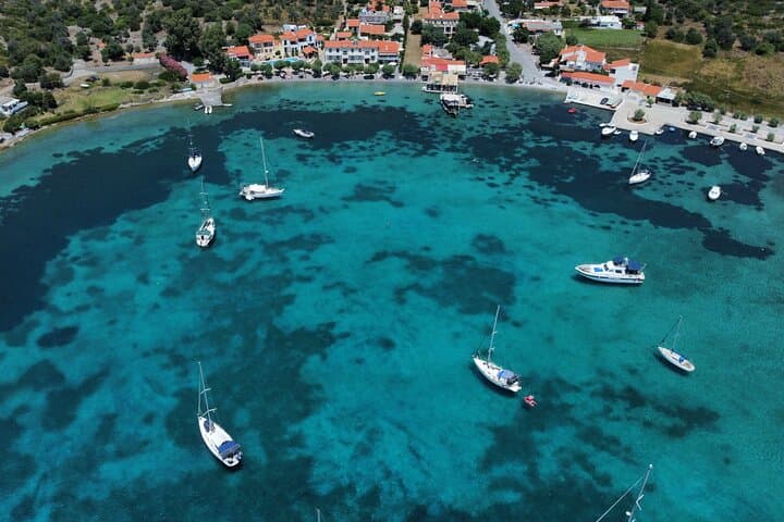 Samos East Coast Boat Tour with BBQ: Swim Kasonisi & Megali Lakka photo 2
