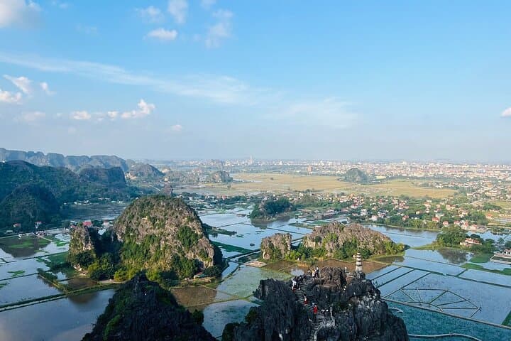 Ninh Binh Day Trip from Hanoi — Biking, Tam Coc Boat Ride & Mua Cave Sunset photo 3