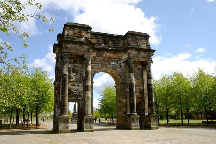 Glasgow Scavenger Hunt and Sights — Self-Guided Walking Tour photo 5