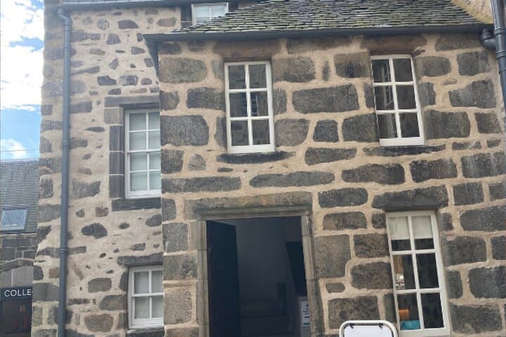 Explore Aberdeen: Self-Guided Scavenger Hunt & City Sights photo 2