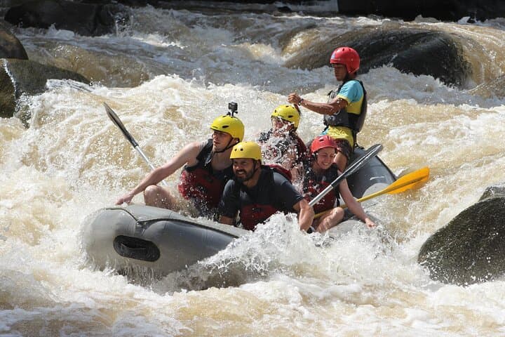 Full-Day 10km Mae Taeng Whitewater Rafting Adventure from Chiang Mai