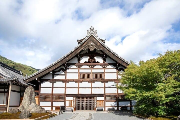 Arashiyama Bamboo Grove & Zen Gardens Private Walking Tour — Tenryu-ji to Okouchi Sanso photo 2