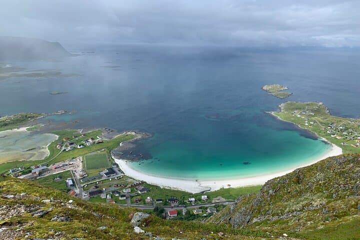 Private 4-Hour Electric Car Sightseeing in Lofoten from Leknes photo 3