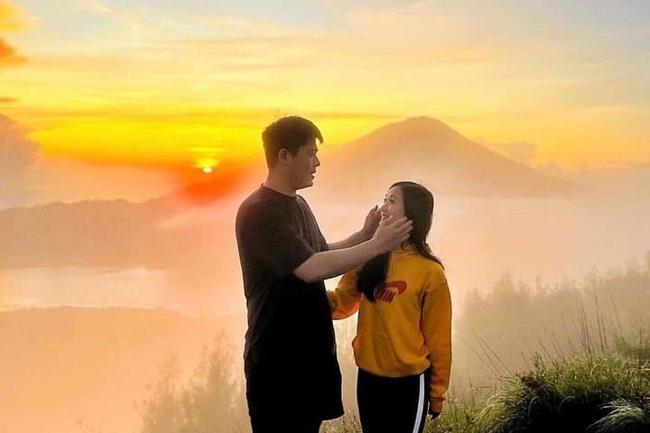 Mount Batur Sunrise Trek: Private Trek from Ubud with Hot Springs & Coffee Plantation photo 3