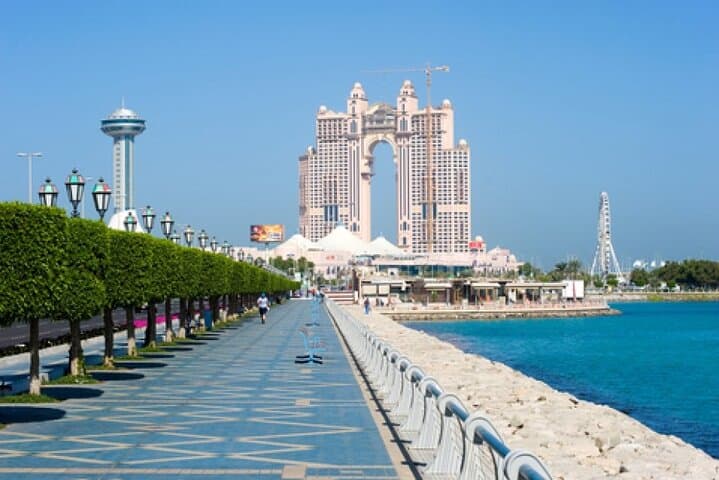 Private Spanish-Language Full-Day Abu Dhabi Tour from Dubai photo 4