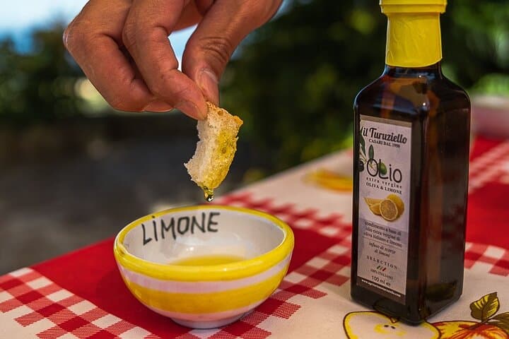 Sorrento Ape Tour: Lemon Grove, Mozzarella Show & Pizza Class photo 6