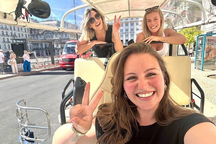 Lisbon Tuk-Tuk Private Guided Tour — 4‑Hour All‑City Highlights photo 3
