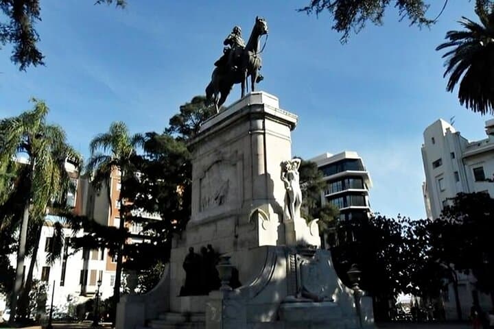 Montevideo Must-See Walking Tour: Plaza Independencia, Rambla & Prado photo 3