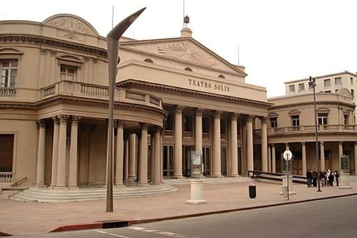 Montevideo Must-See Walking Tour: Plaza Independencia, Rambla & Prado photo 6