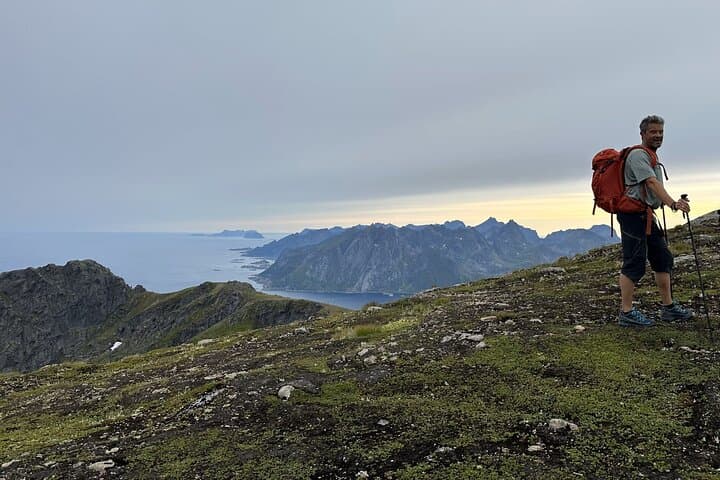 Private Boat Sightseeing and Mountain Hike in Lofoten (Leknes) photo 2