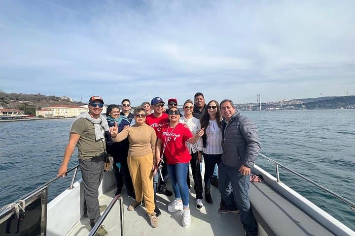 Istanbul Complete 3-Day Private Tour — Hagia Sophia, Bosphorus Cruise & Kadıköy photo 2