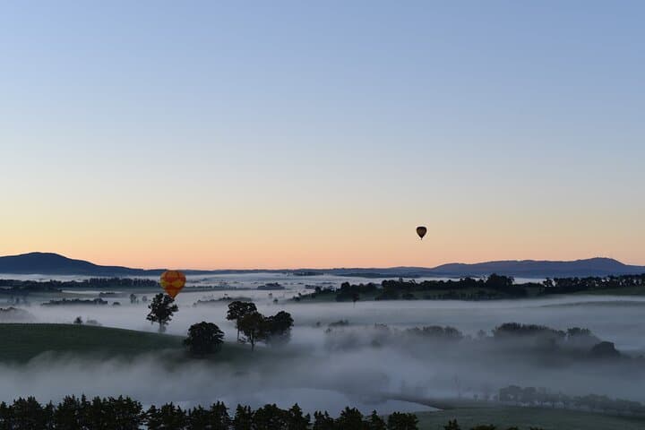 Yarra Valley Sunrise Hot Air Balloon Flight Over Vineyards photo 4